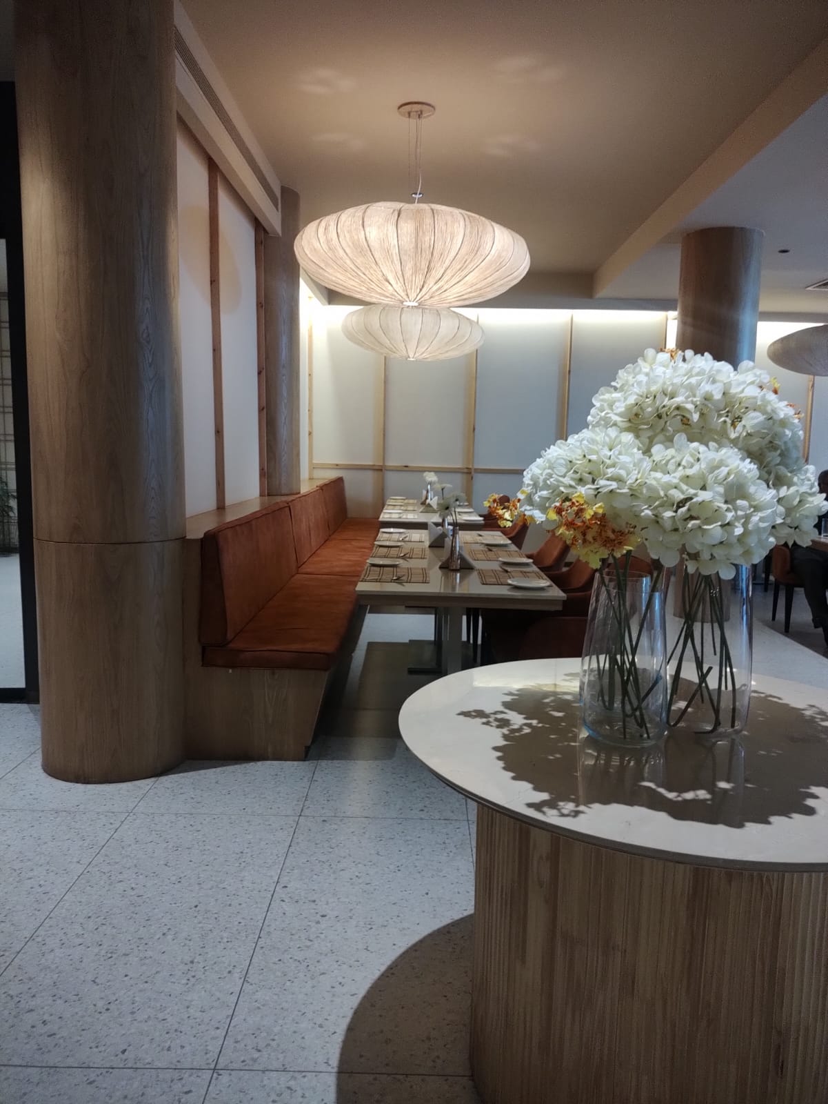 Hotel Lobby 04
